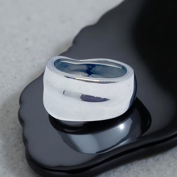 Tiffany & Co Leaf Ring Size 4.5 Sterling Silver 5 Grams Estate TIF863 - Picture 13 of 15